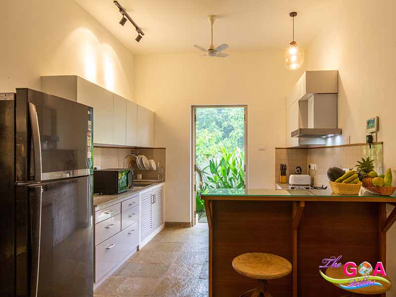 4 bedroom villa with pool in Assagao