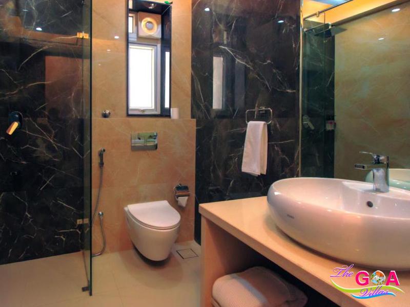 12 bedroom villa with pool in Porvorim